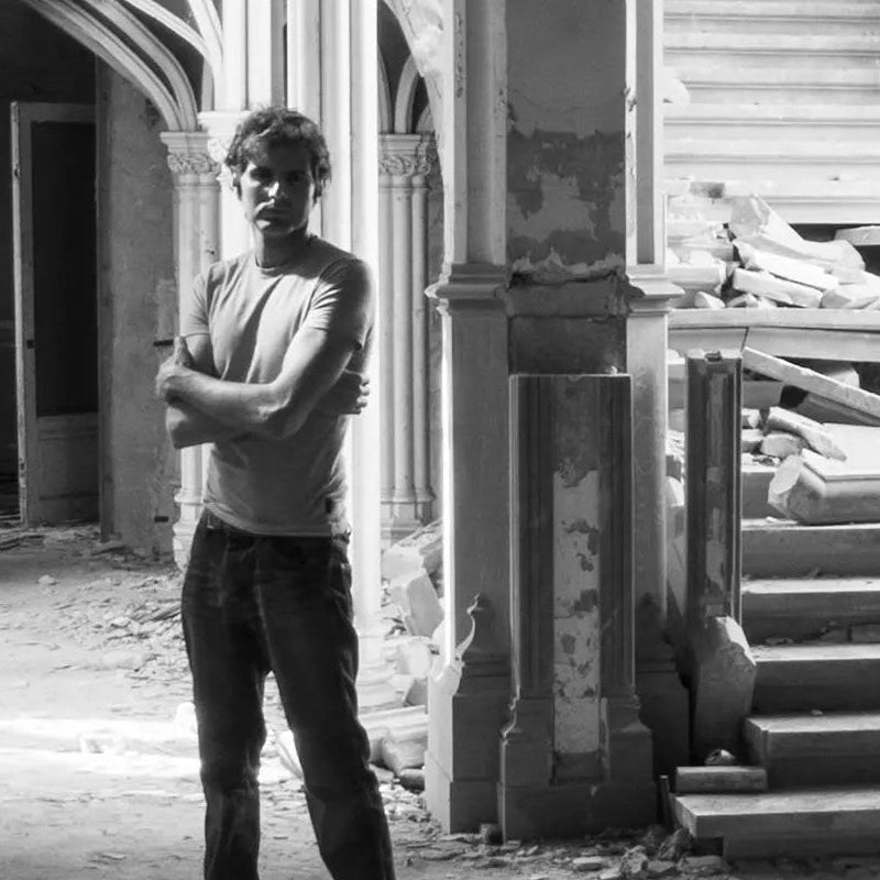 Nicola Bertellotti, fotografo italiano specializzato in luoghi abbandonati